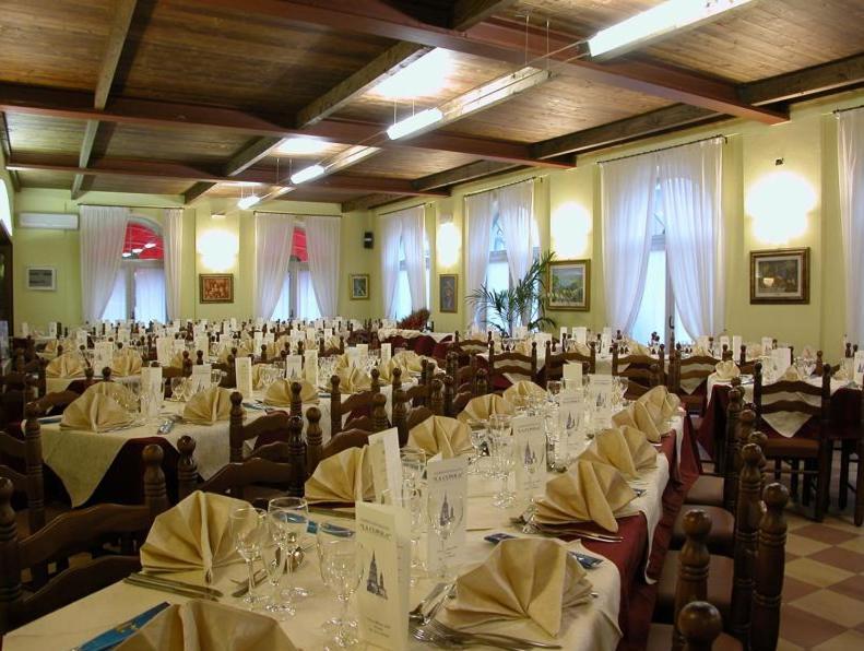 Hotel La Cupola Новара Экстерьер фото